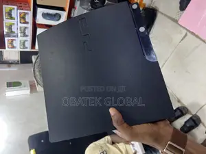 Ps3 Console With Pad And Games