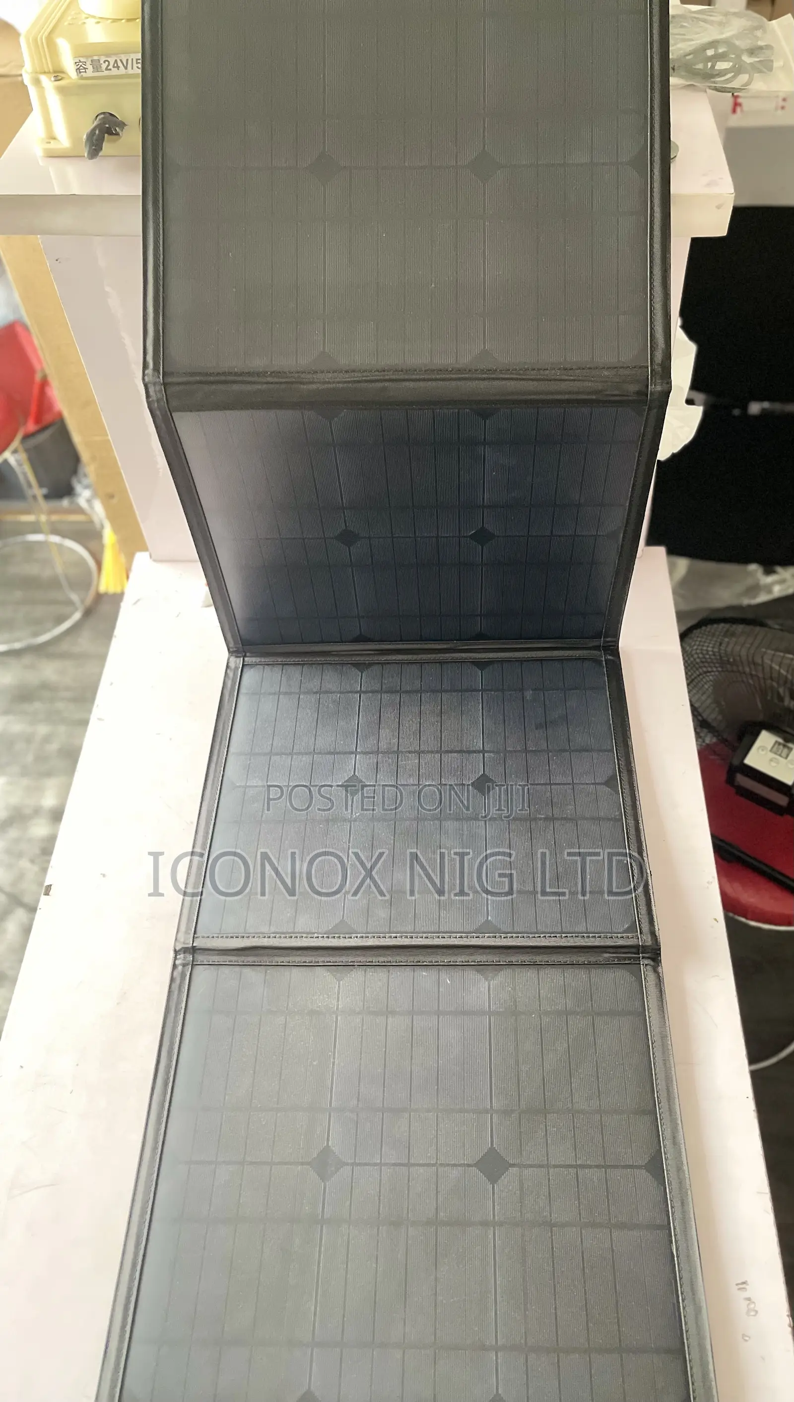 100w Portable Camping Solar Panel Output Usbx2 5v, Dc12v~18v