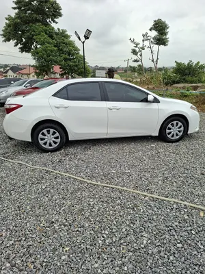 Toyota Corolla 2015 White