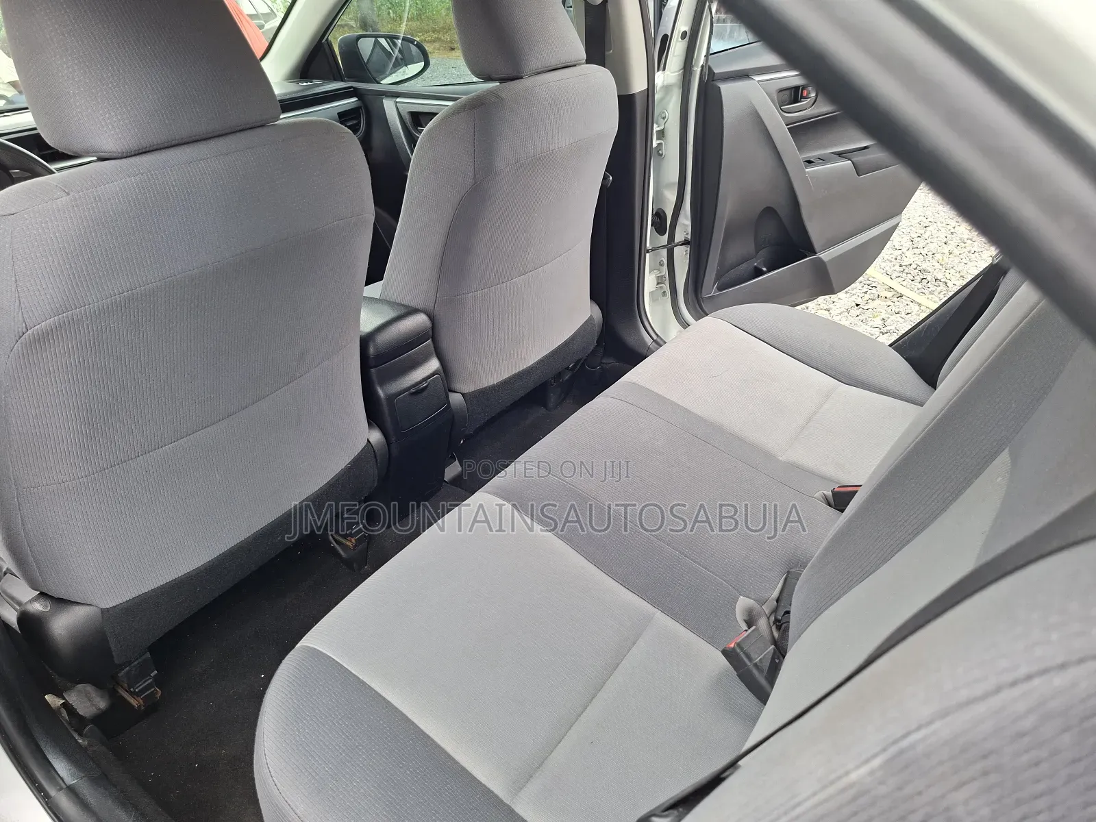 Toyota Corolla 2015 White