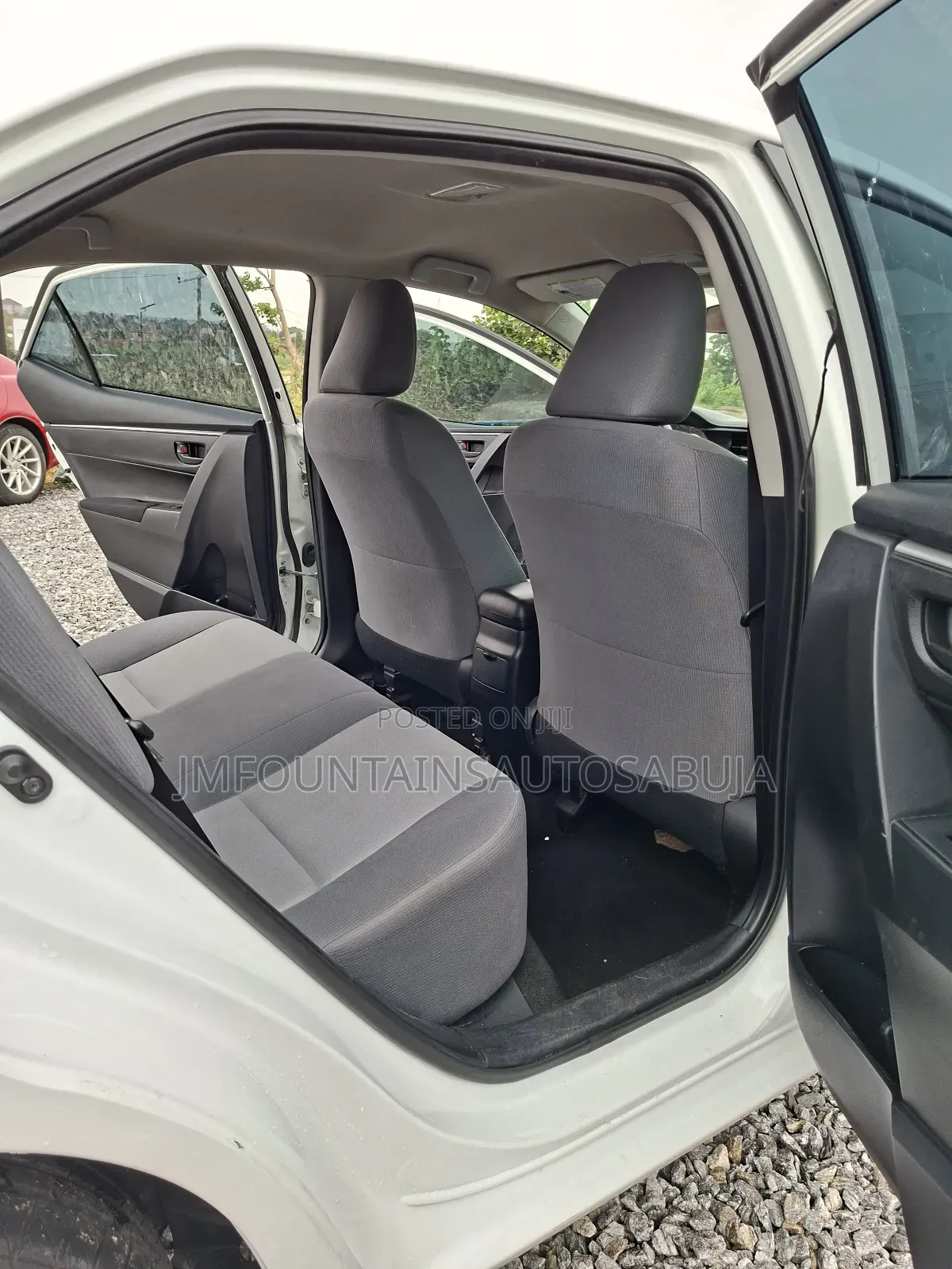 Toyota Corolla 2015 White