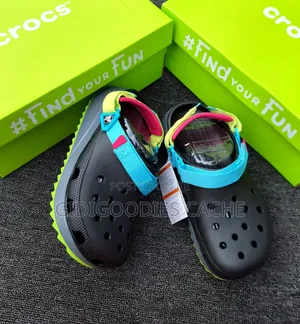 Unisex Iconic Crocs Size 40-45