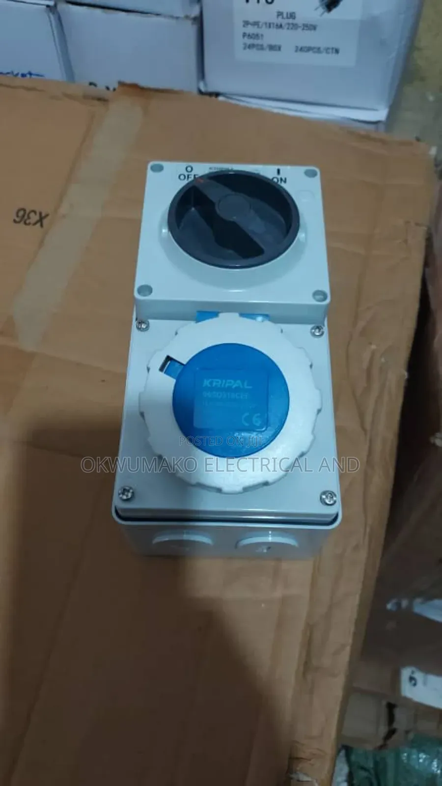 16am Socket 3 Pin With Switch Original