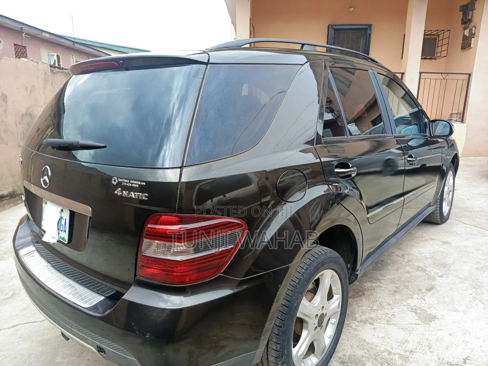 Mercedes-Benz M Class 2010 Brown