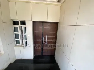 Furnished 6bdrm Duplex in Apo for rent