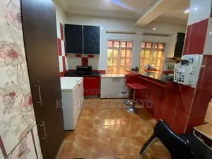 Furnished 6bdrm Duplex in Apo for rent