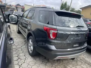 Ford Explorer XLT 4dr 4x4 (2.3L 4cyl 6A) 2017 Gray