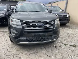 Ford Explorer XLT 4dr 4x4 (2.3L 4cyl 6A) 2017 Gray