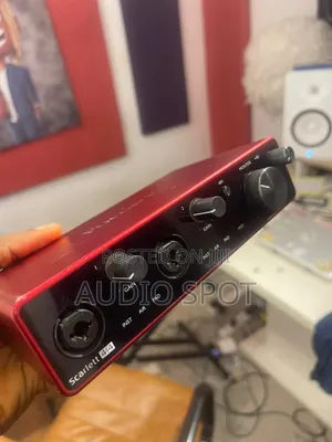 Original Scarlett Focusrite 4i4 Sound Card