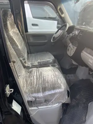 Suzuki APV Minibus 2018 Black