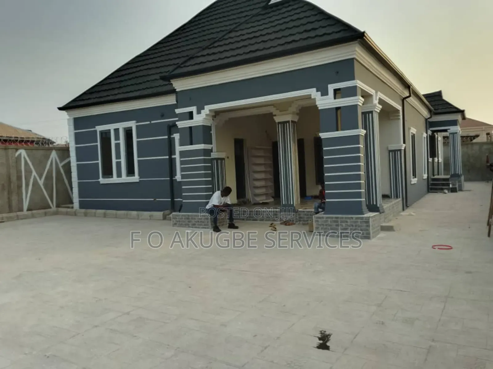 Paint Production and Wall Screeding