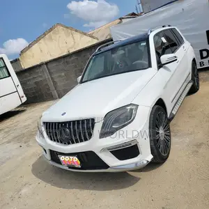Mercedes-Benz GLK-Class 350 4MATIC 2014 White