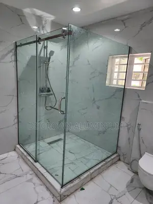 Cubicle Shower Glass