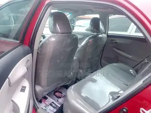 Toyota Corolla LE 4dr Sedan (1.8L 4cyl 4A) 2012 Red