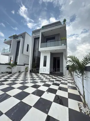 5bdrm Duplex in Ado / Ajah for sale
