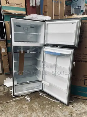 548liters Hisense Double Door Refrigerator