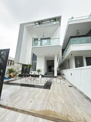 5bdrm Duplex in Ado / Ajah for sale