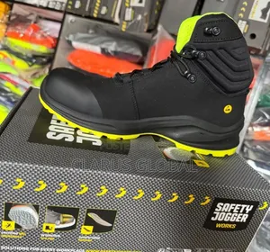 Comfortable Safety Jogger Modulo S3