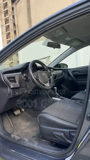 Toyota Corolla S 4dr Sedan (1.8L 4cyl CVT) 2015 Gray