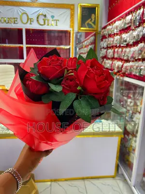 Rose Flower Bouquet