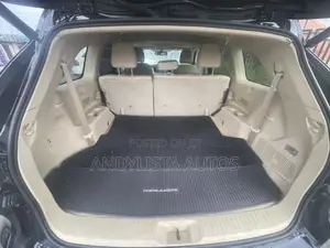 Toyota Highlander XLE V6 4x4 (3.5L 6cyl 6A) 2016 Black