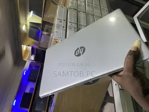 Laptop HP 15 4GB AMD SSD 256GB