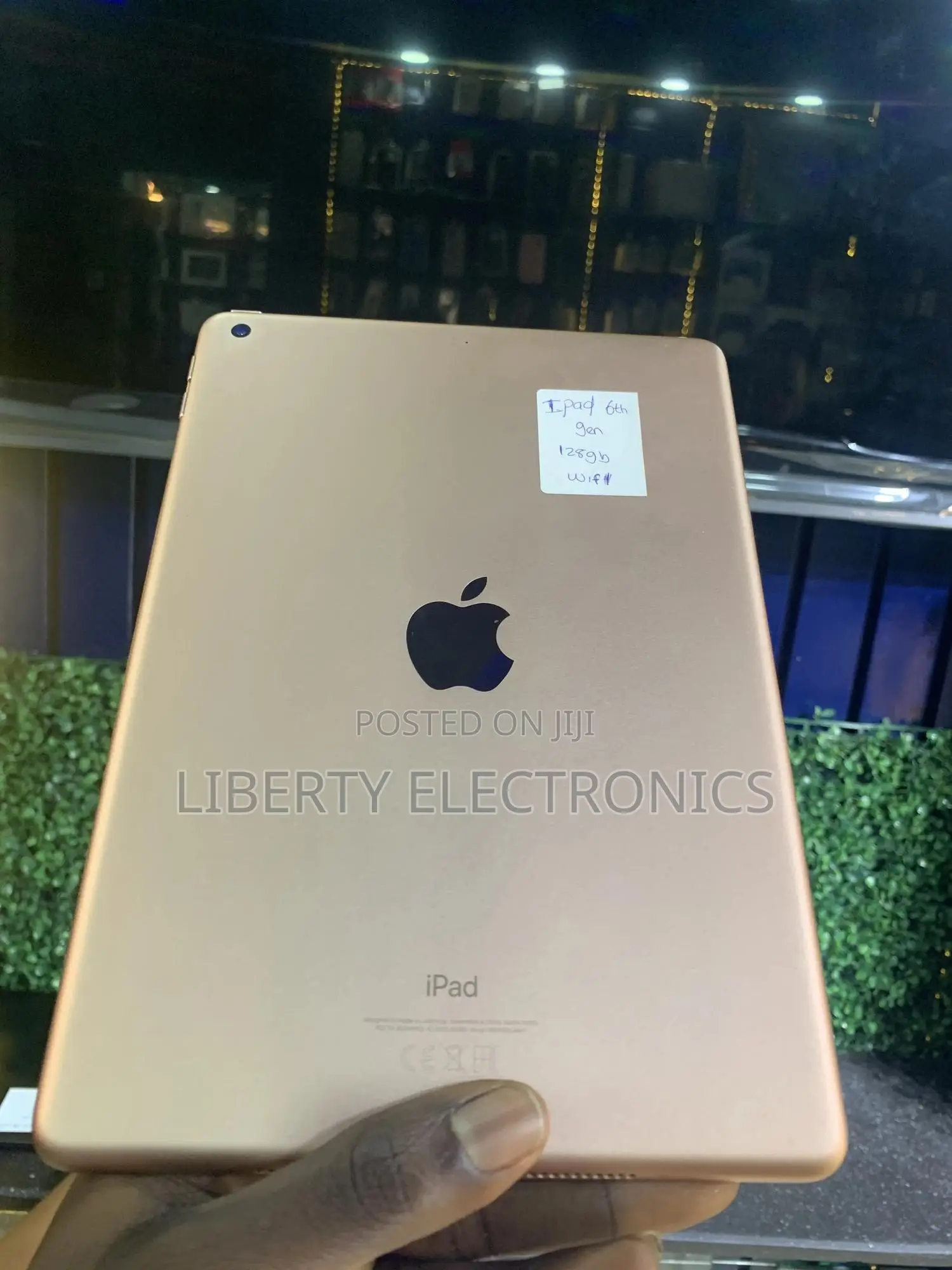 Apple iPad 9.7 128 GB