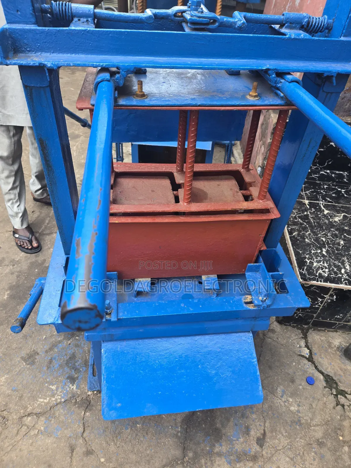 Concrete Block Making Machine