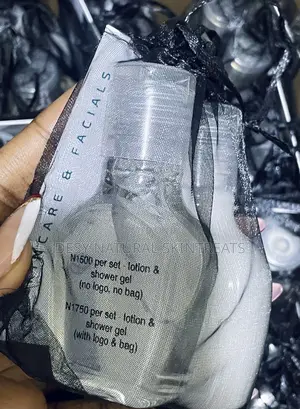 Hotel Shower Amenities