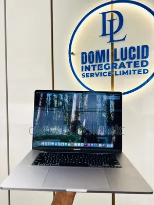 Laptop Apple MacBook Pro 2019 16GB Intel Core I9 SSD 512GB