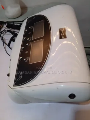 White Detox Machine