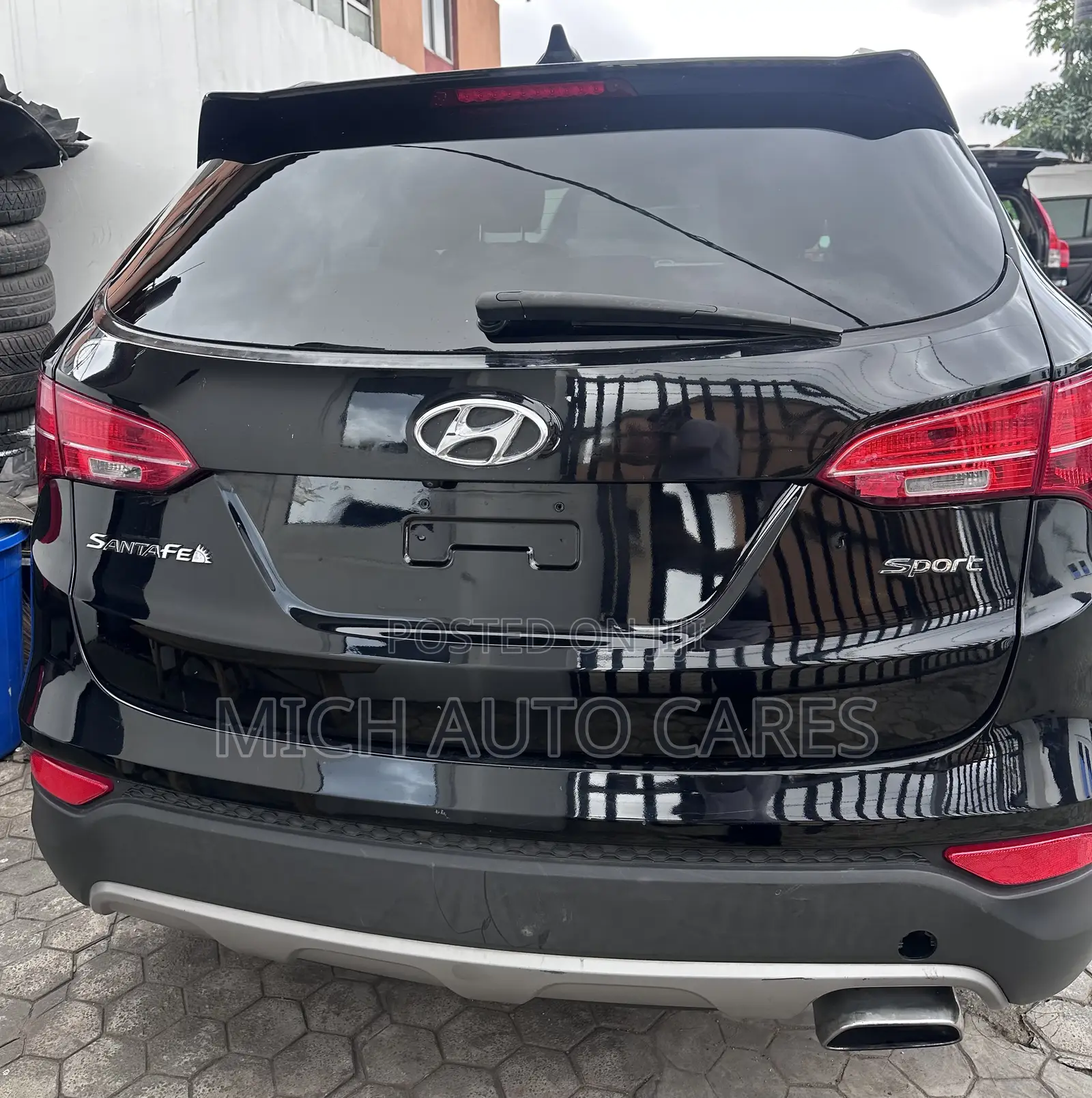 Hyundai Santa Fe 2013 Black