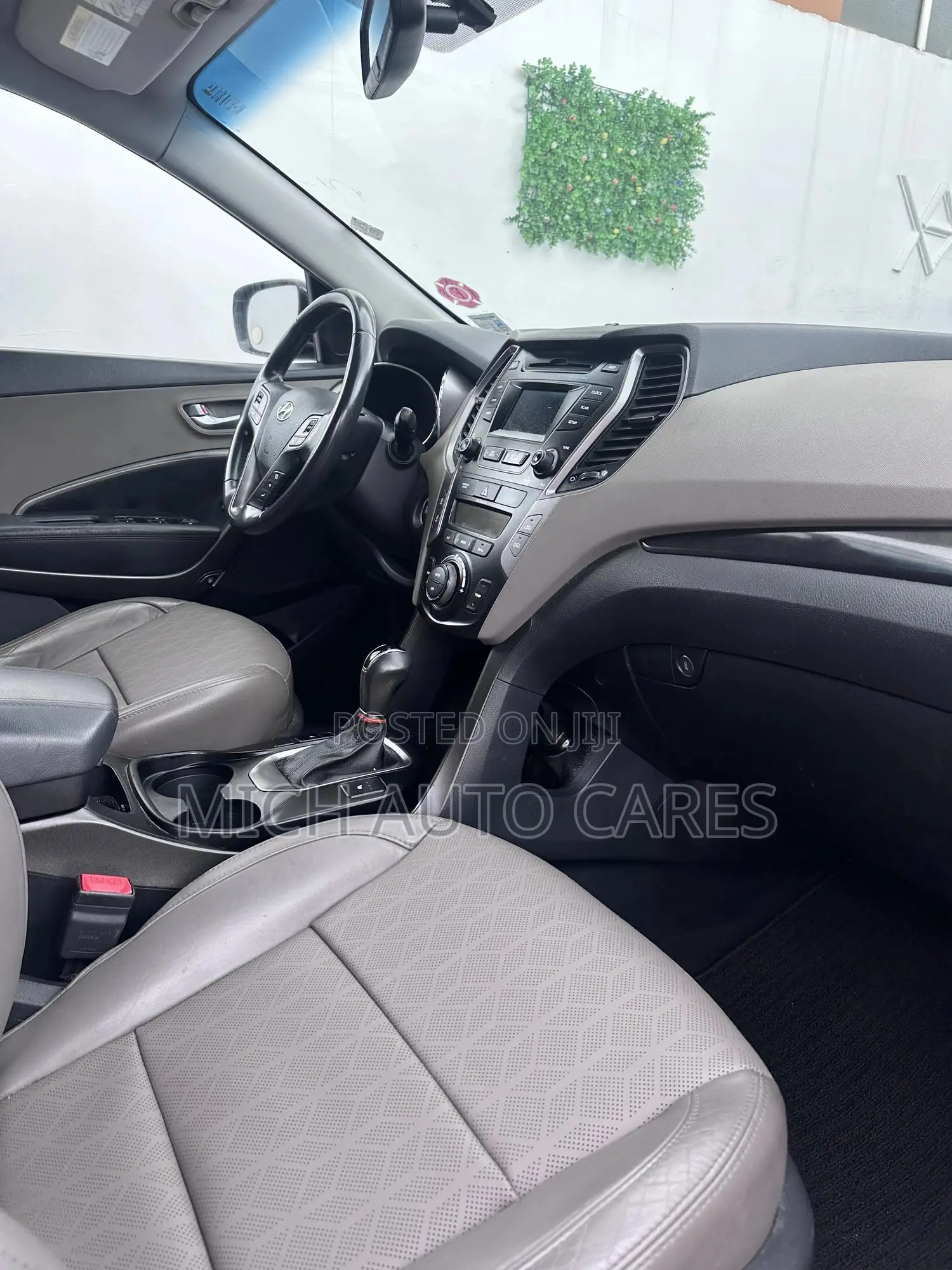 Hyundai Santa Fe 2013 Black