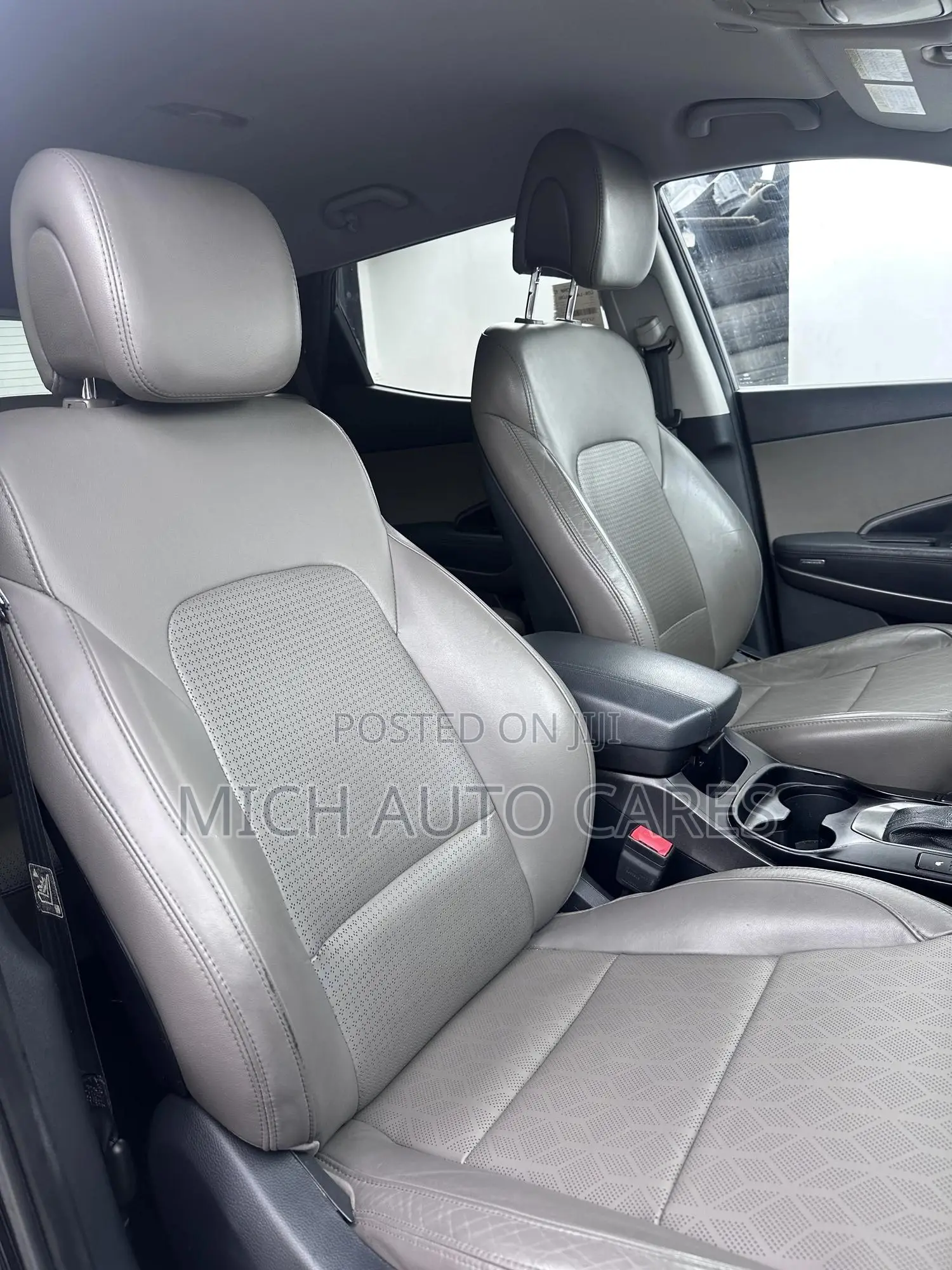 Hyundai Santa Fe 2013 Black