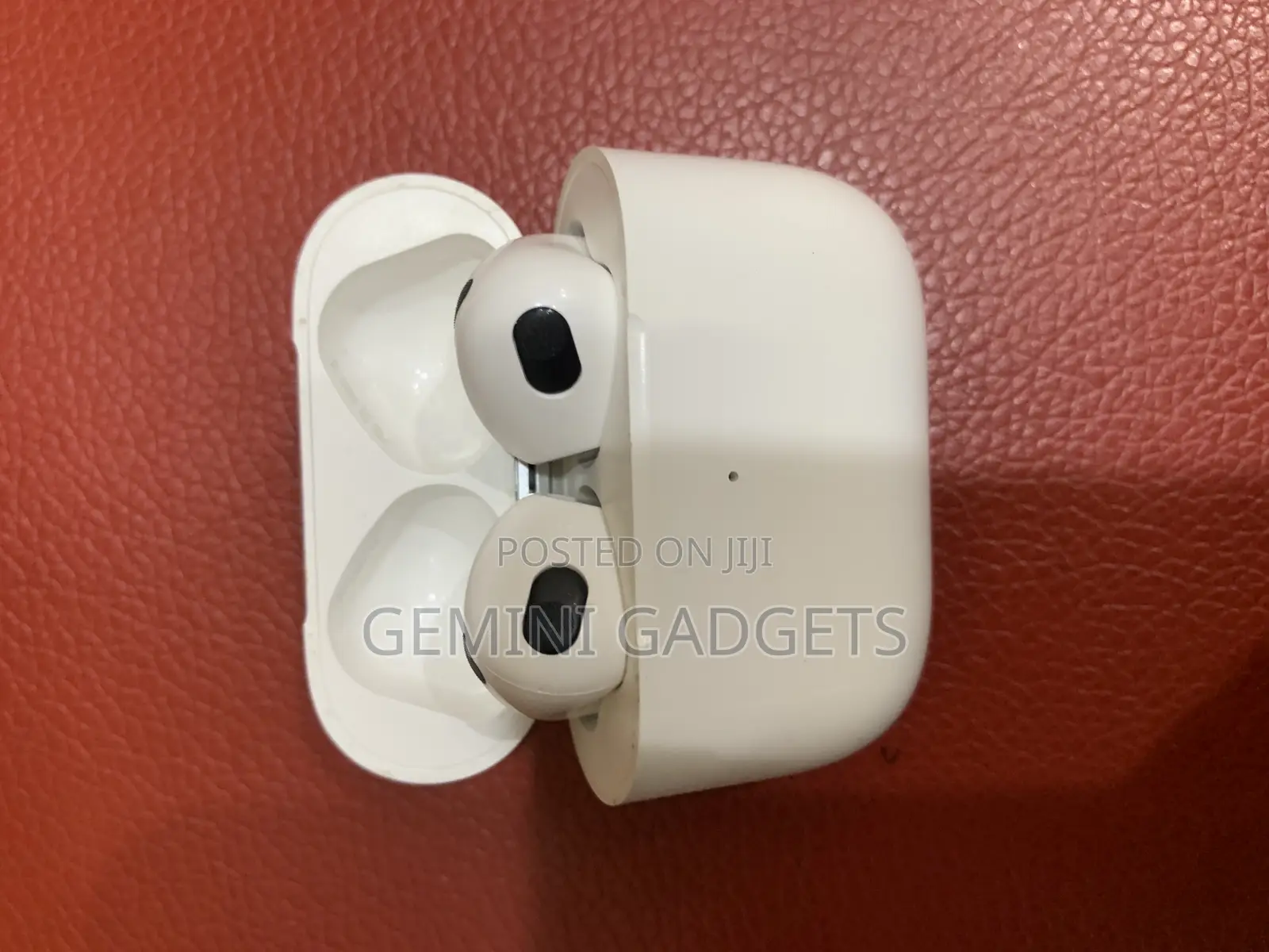 Neatly Uk Used Apple Airpod 3rd Generation