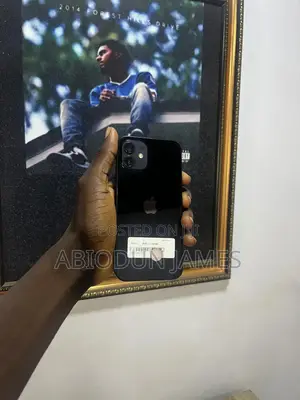 Apple iPhone 12 64 GB Blue