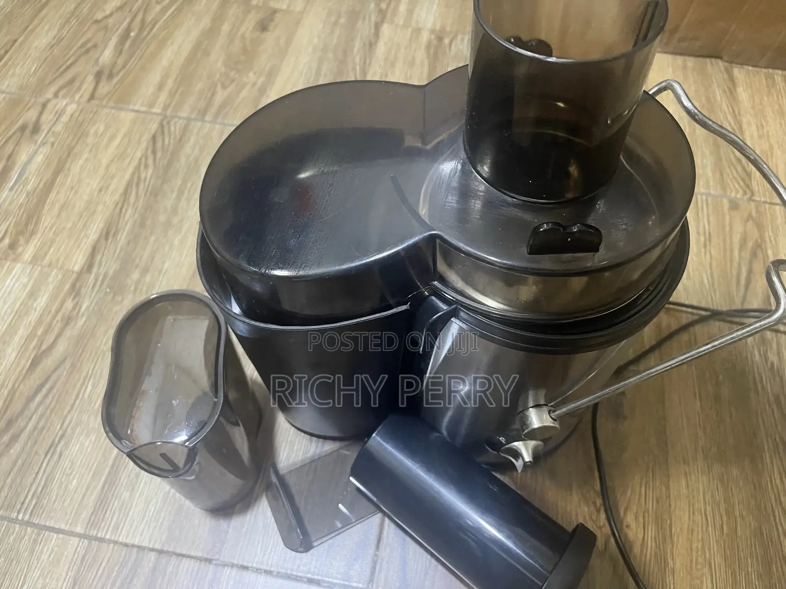 500 Ml Fruit Juicer / Fruit Extractor