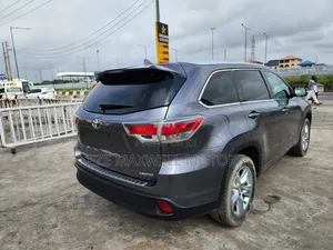 Toyota Highlander 2016 Gray
