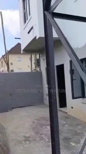 4bdrm Duplex in Kubwa for sale