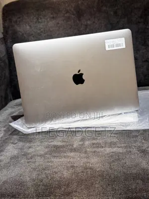 Laptop Apple MacBook Pro 2019 16GB Intel Core i5 SSD 256GB