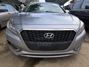 Hyundai Sonata Limited Sedan FWD (2.4L 4cyl 6A) 2017 Gray