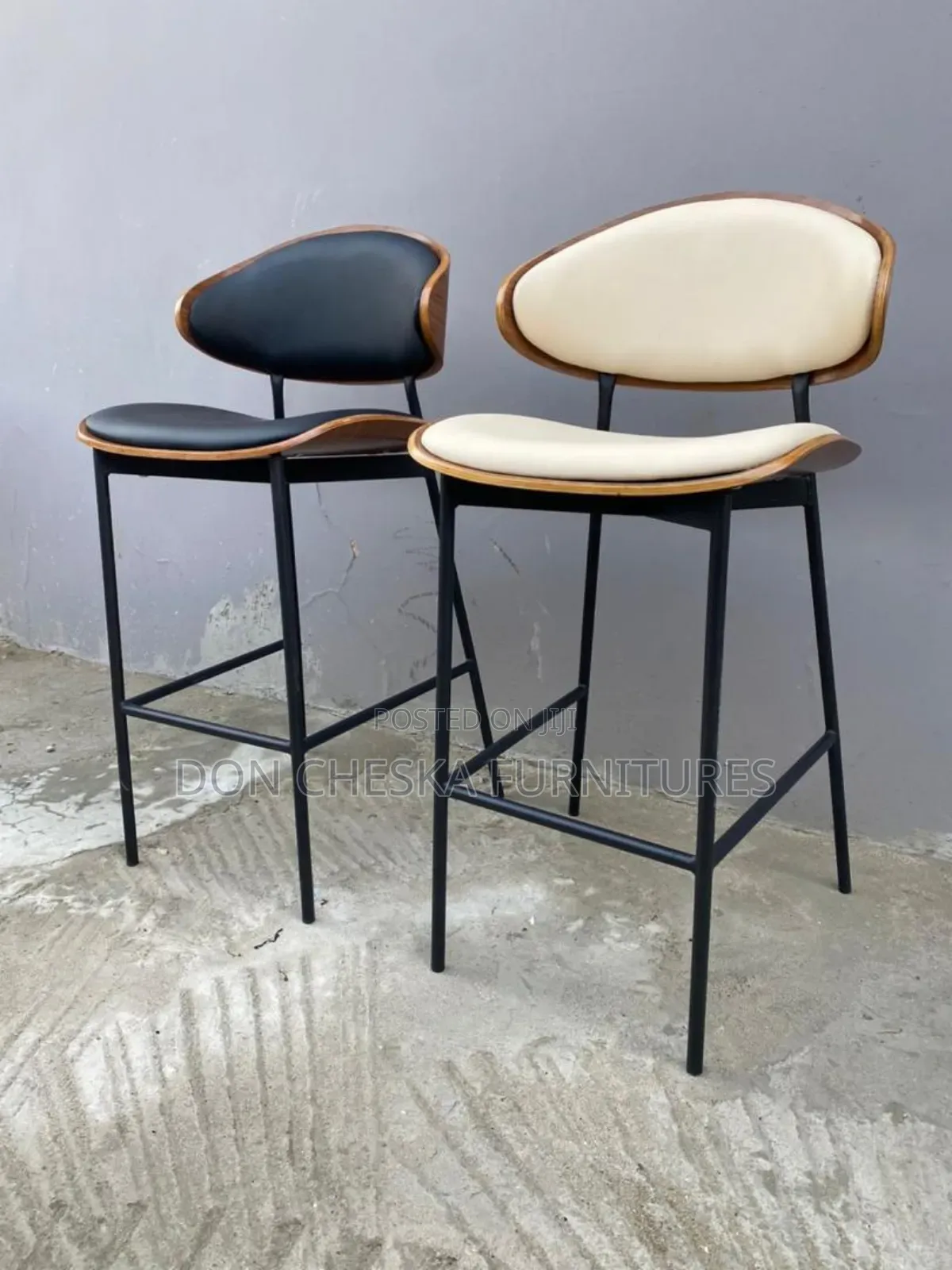 Wood Bar Stool