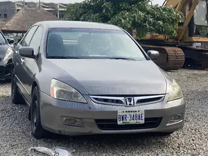 Honda Accord 2006 Gray
