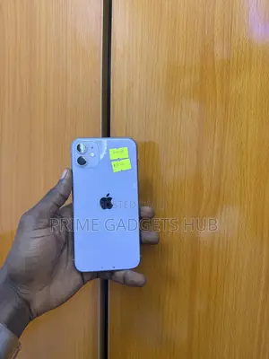 Apple iPhone 11 64 GB Purple