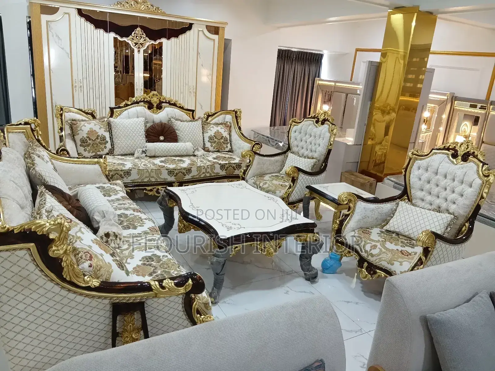 High Quality Imported Unique Luxury Royal Turkey Sofas Set