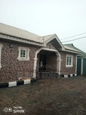 Furnished 6bdrm Block of Flats in Ifo for sale