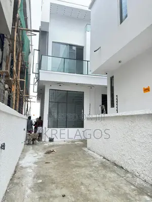 4bdrm Duplex in Ado / Ajah for sale