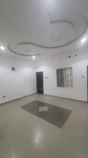 2bdrm Block of Flats in Durumi for rent