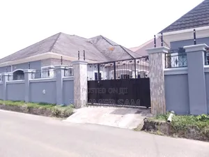 4bdrm Bungalow in Akpasak Estate, Uyo for sale