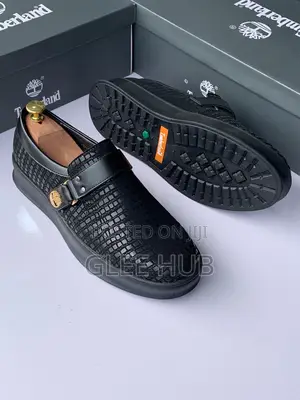Timberland Patterned Black Loafers